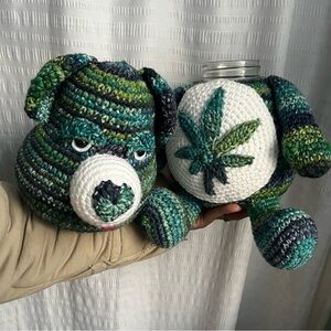 Crocheted Bear Jar Holder with Leaf Design